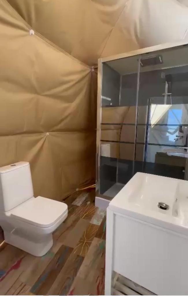 הוילה טורדה Caravans Park & Glamping Tents In The Vineyard מראה חיצוני תמונה